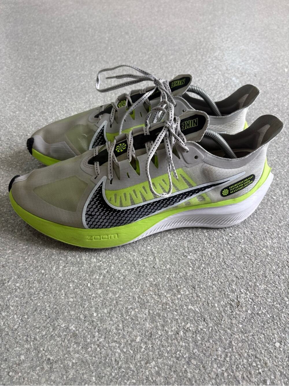 Nike Zoom Gravity men’s size 11.5